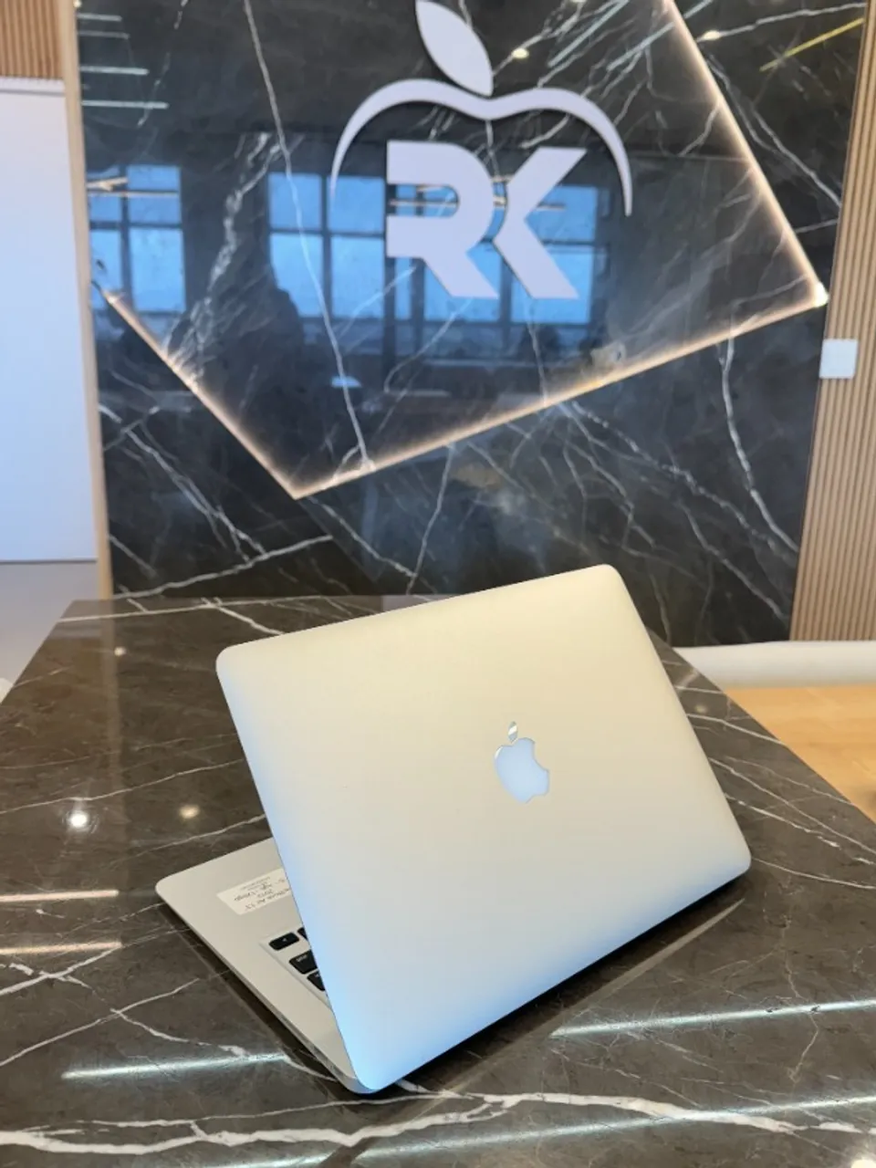 【最安値挑戦】 macbook air 2013 i7 MacBook本体