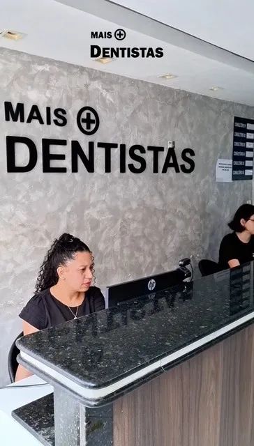 Vaga Recepcionista Centro e Zona Leste - Clínica Odontológica