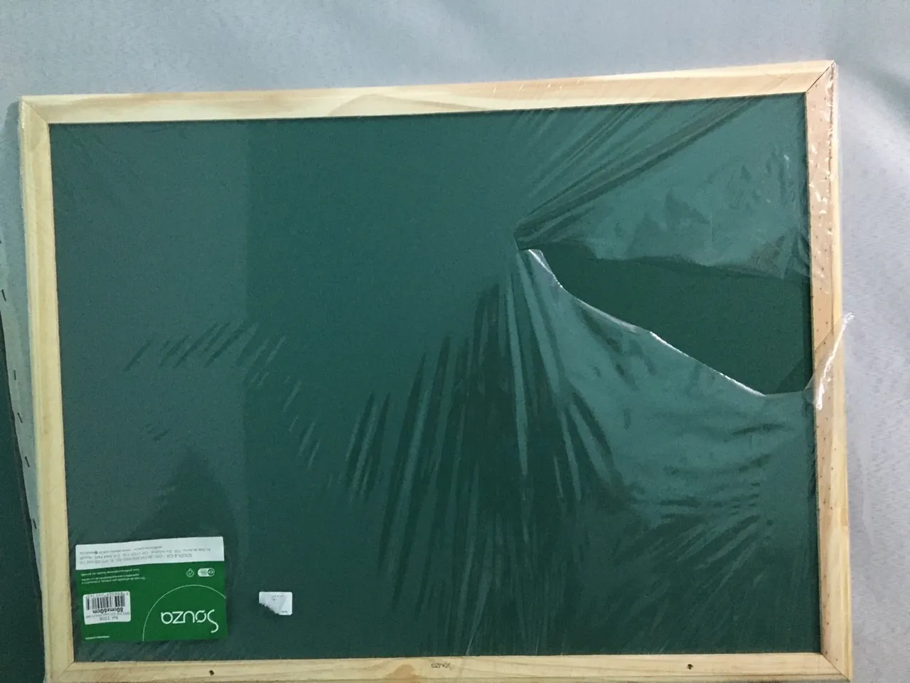 Quadro Negro com moldura de madeira - Novo
