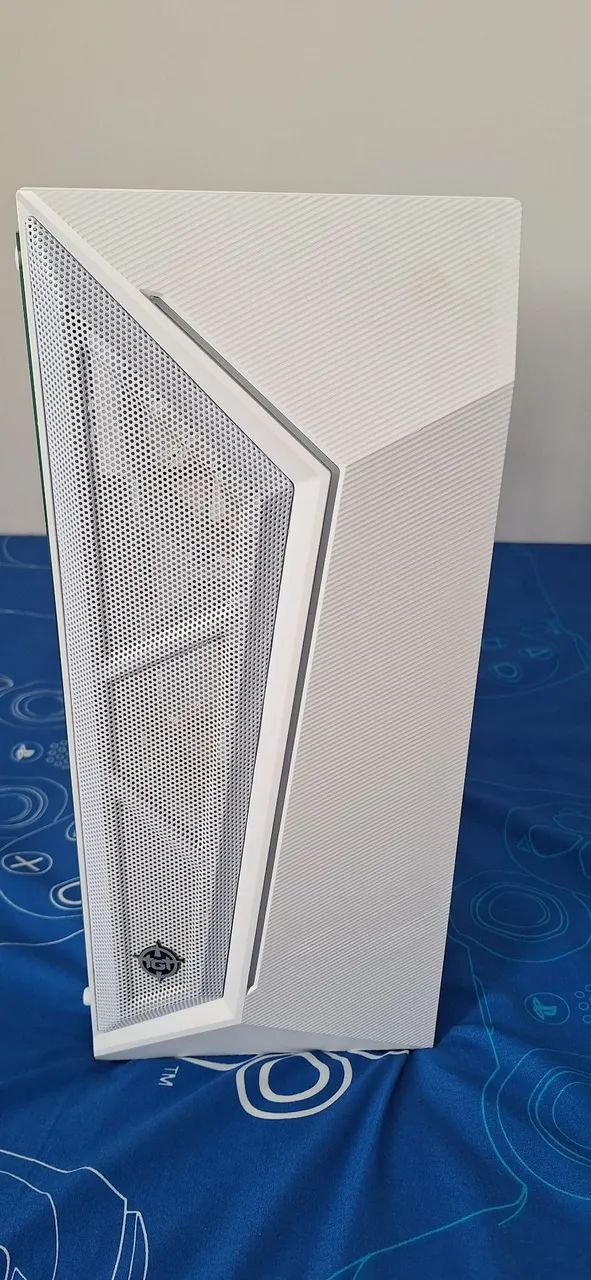 Gabinete PC branco