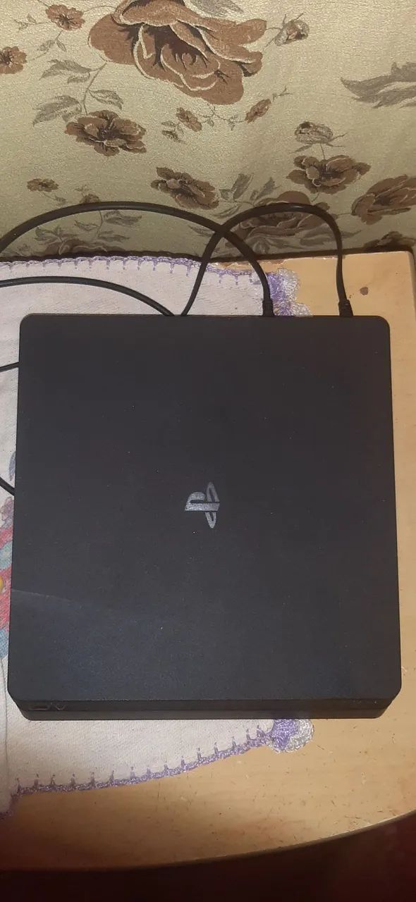 Ps4 usado, 1 ano de uso. Bem conservado e nunca aberto aceito trocas tbm!! - Foto 5