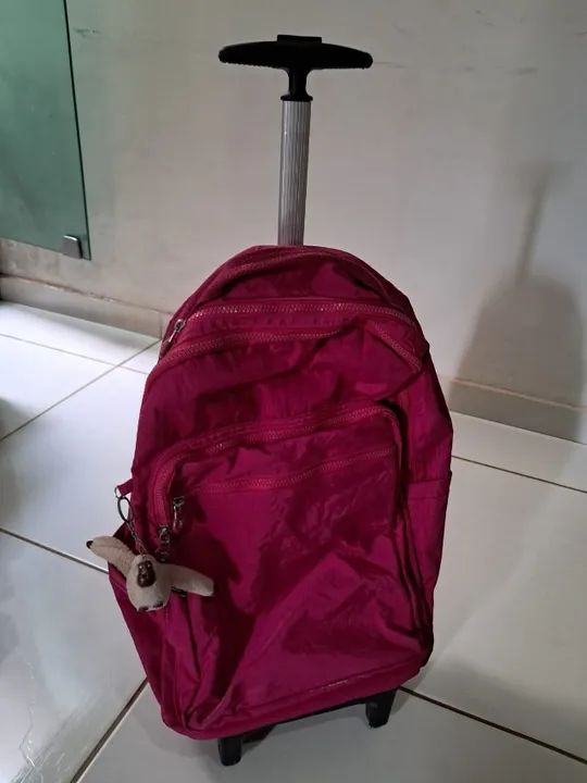 Mochila Rosa de Rodinhas