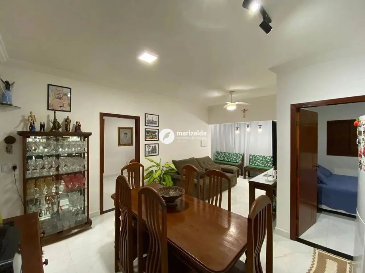Casa à venda em Cajupiranga, Parnamirim.