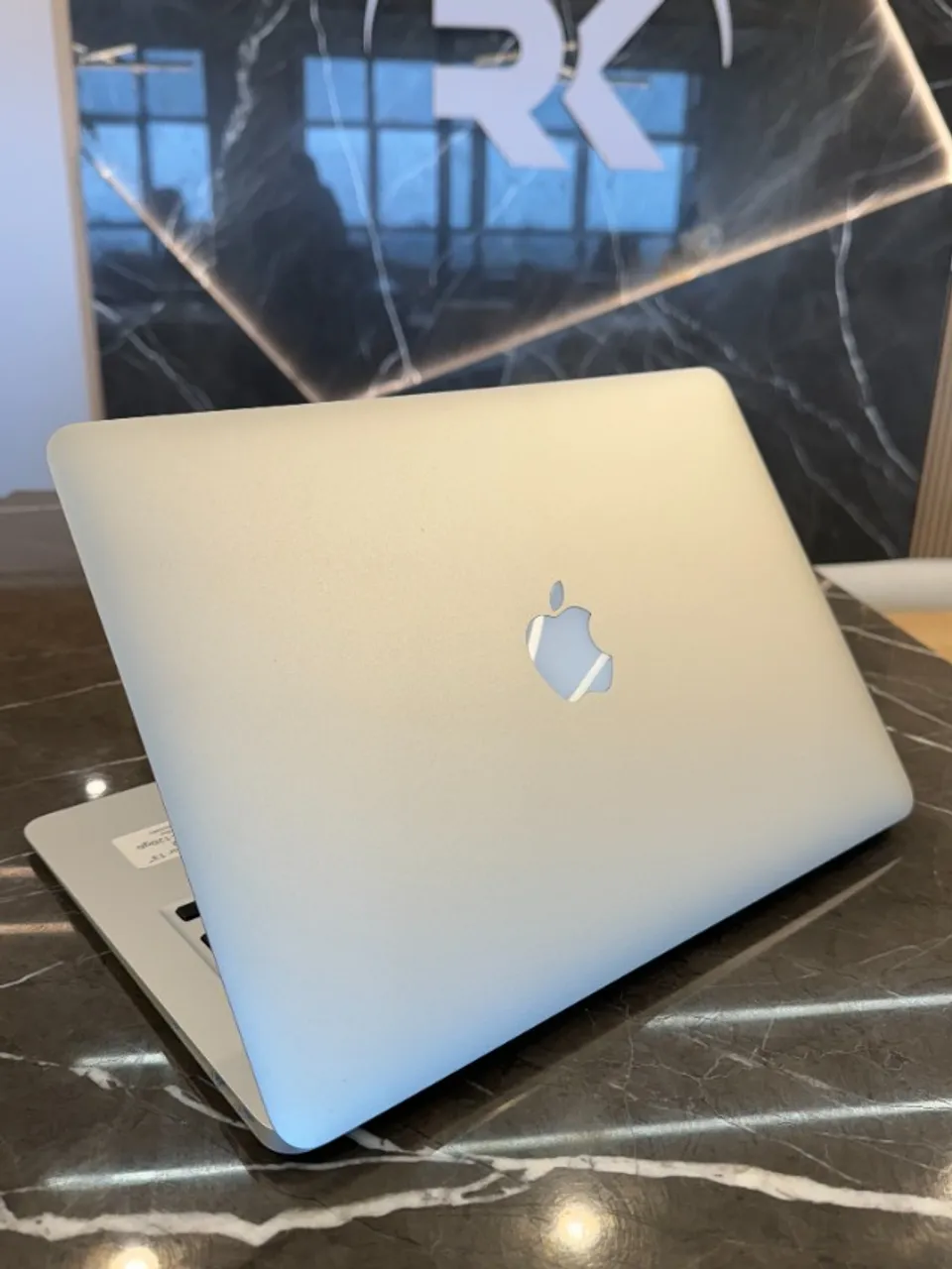 Apple MacBook Air 13