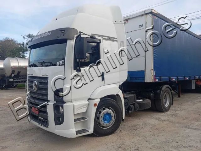 Vw 19-330, ano 2014, Pneus novos, Revisado.