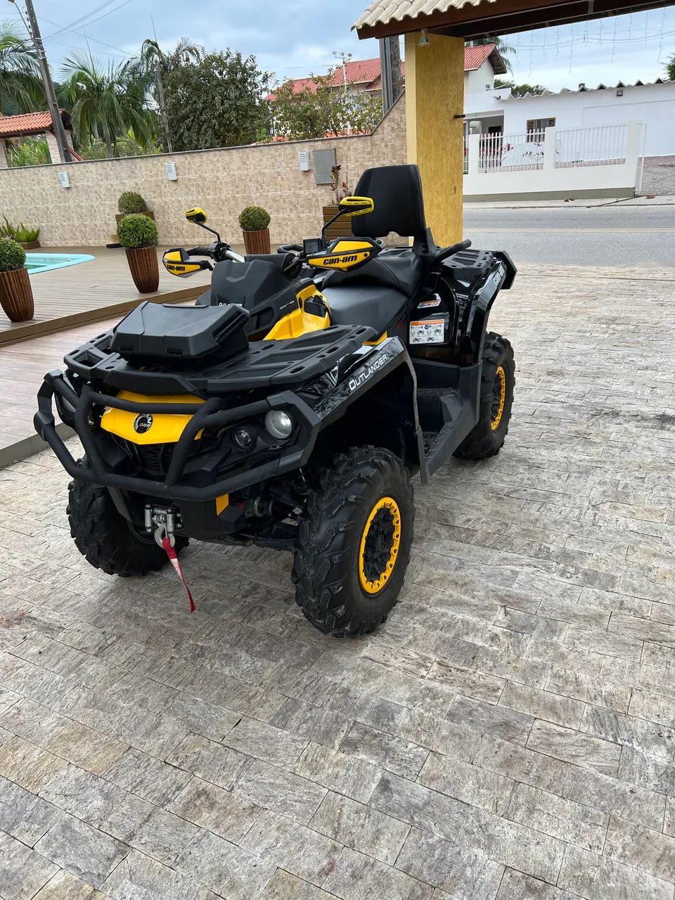 Quadriciclo can am XT-P 800 - Foto 2