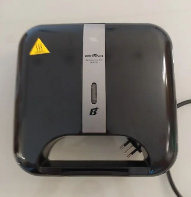 Sanduicheira e grill Britânia 220V - Foto 2