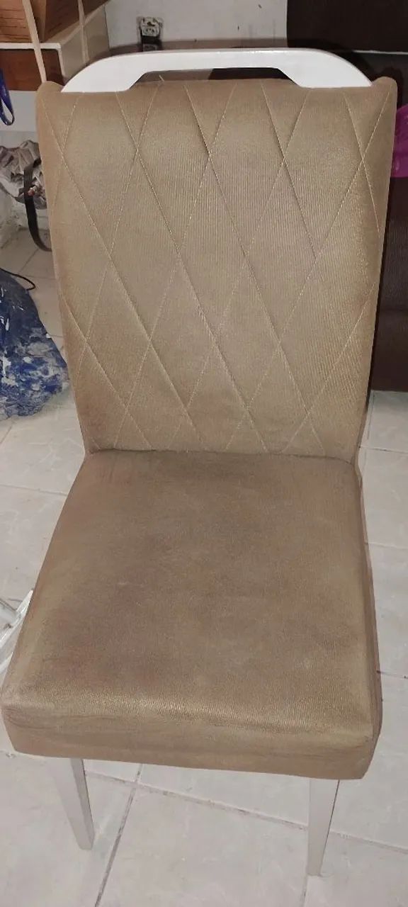 Mesa de vidro com fundo de madeira  - Foto 5