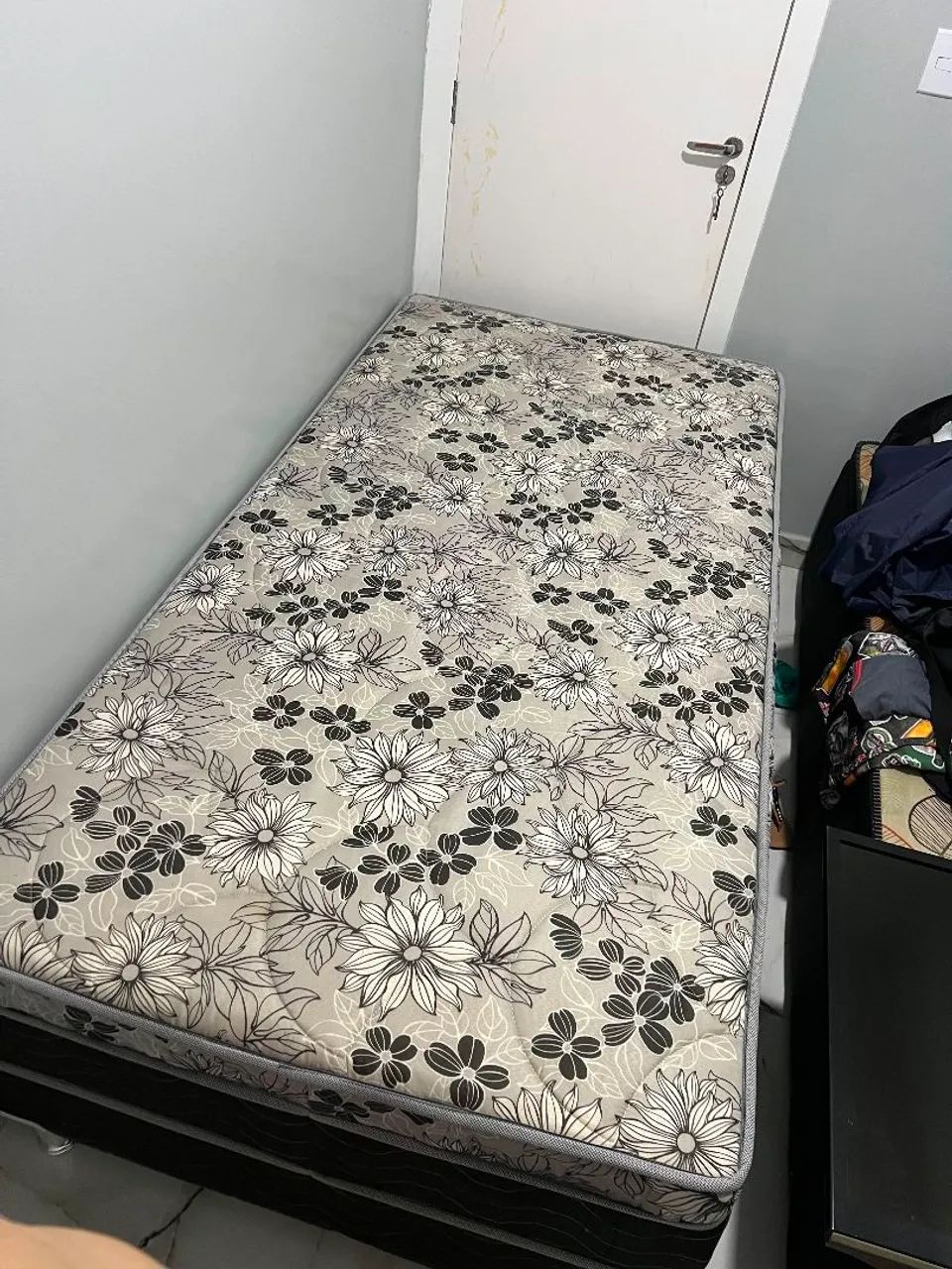 Cama box conjugada solteirão