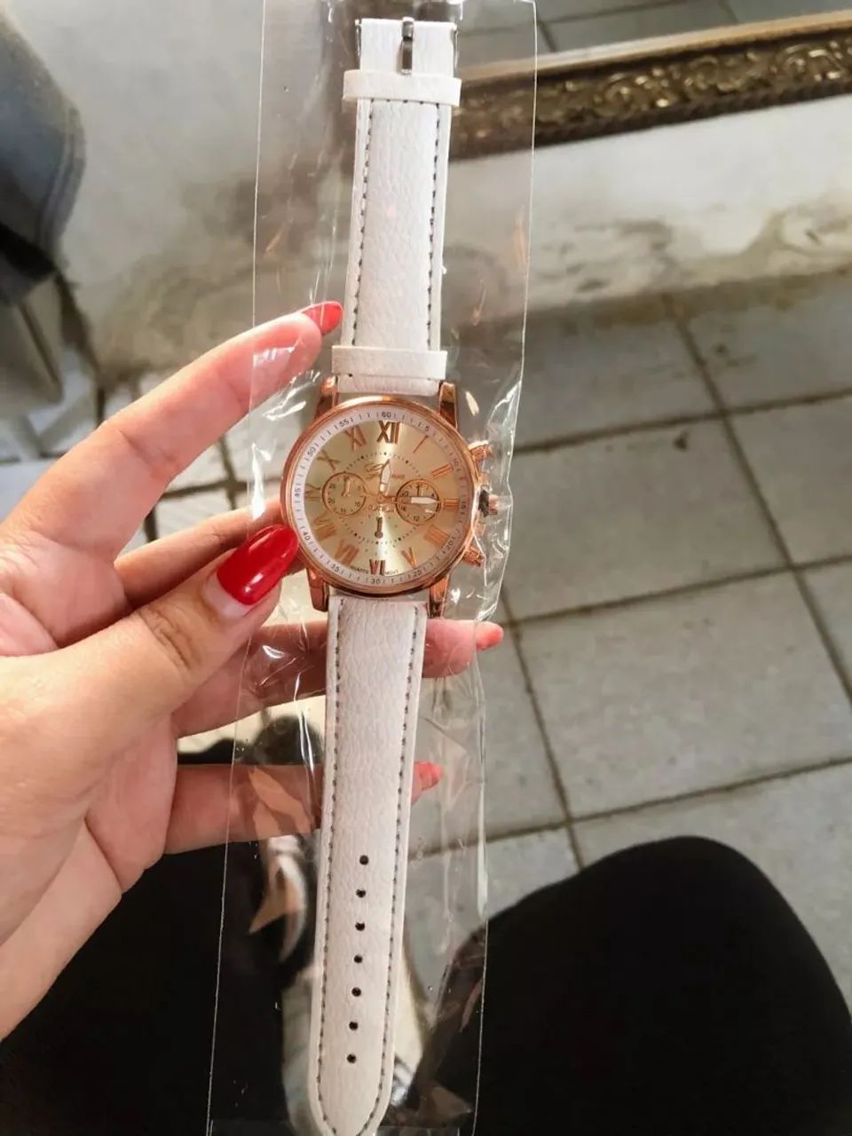 Relógio Feminino Pulseira Couro Sintético - Foto 3