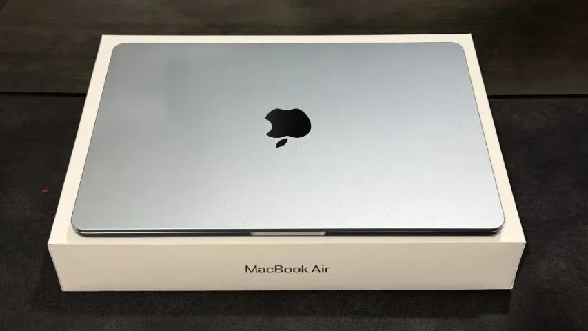 Macbook Air M4 256GB / 16GB Completo 25 Ciclos Perfeito
