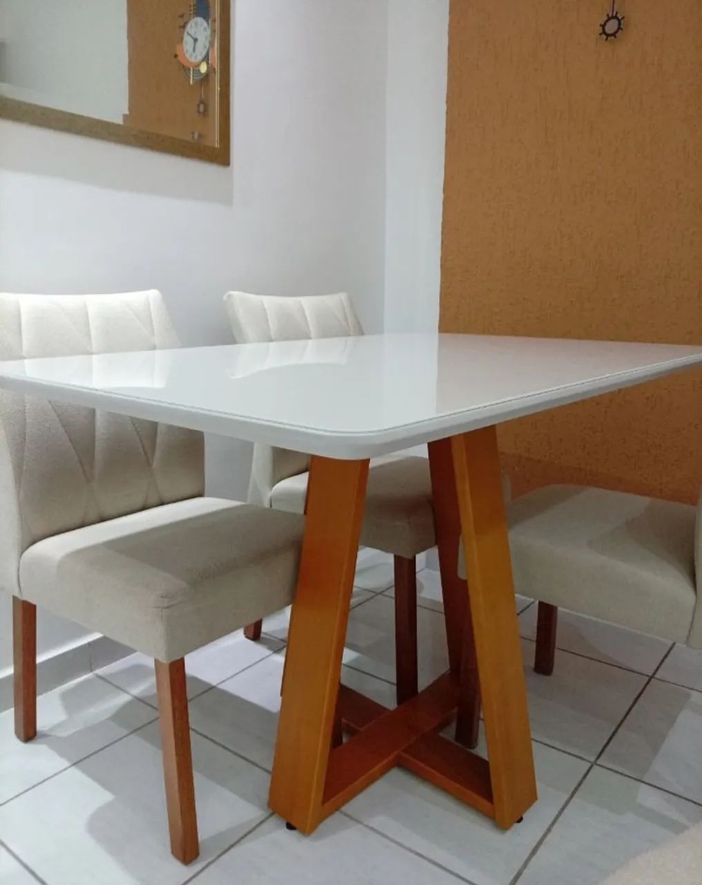Vende-se mesa semi nova - impecável  - Foto 3