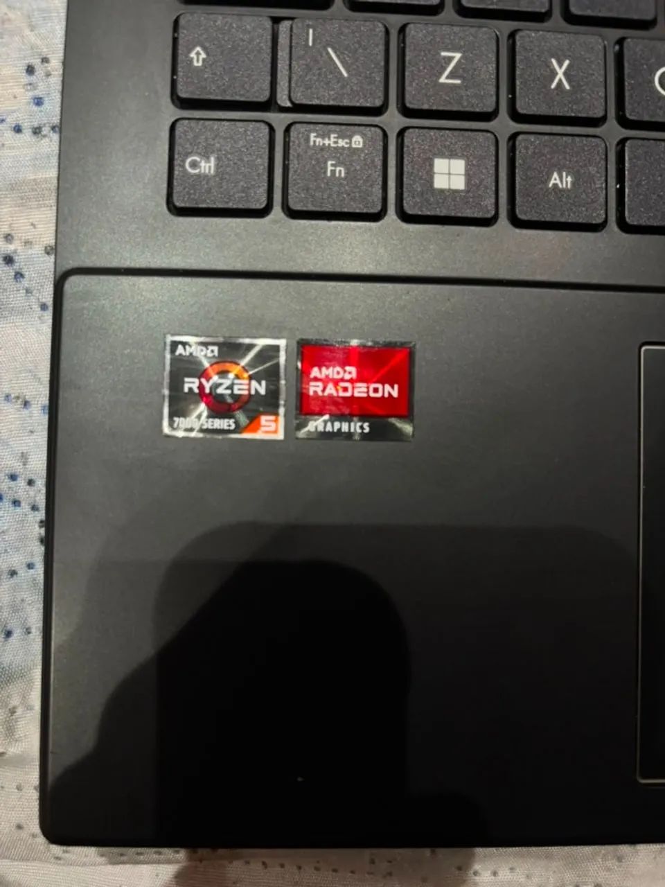 Notebook ASUS Vivobook  - Foto 3