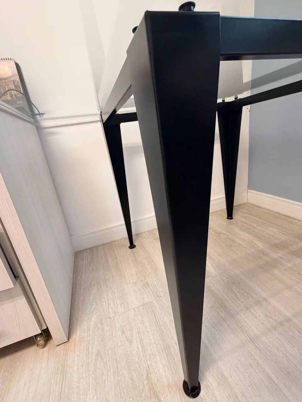 Base de mesa ferro 1,3x0,7 com tampo vidro temperado  - Foto 2