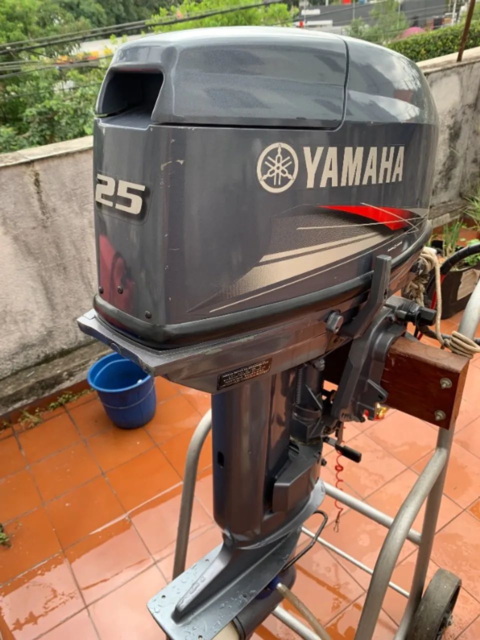 Motor de Popa Yamaha 25 hp c/ partida elétrica