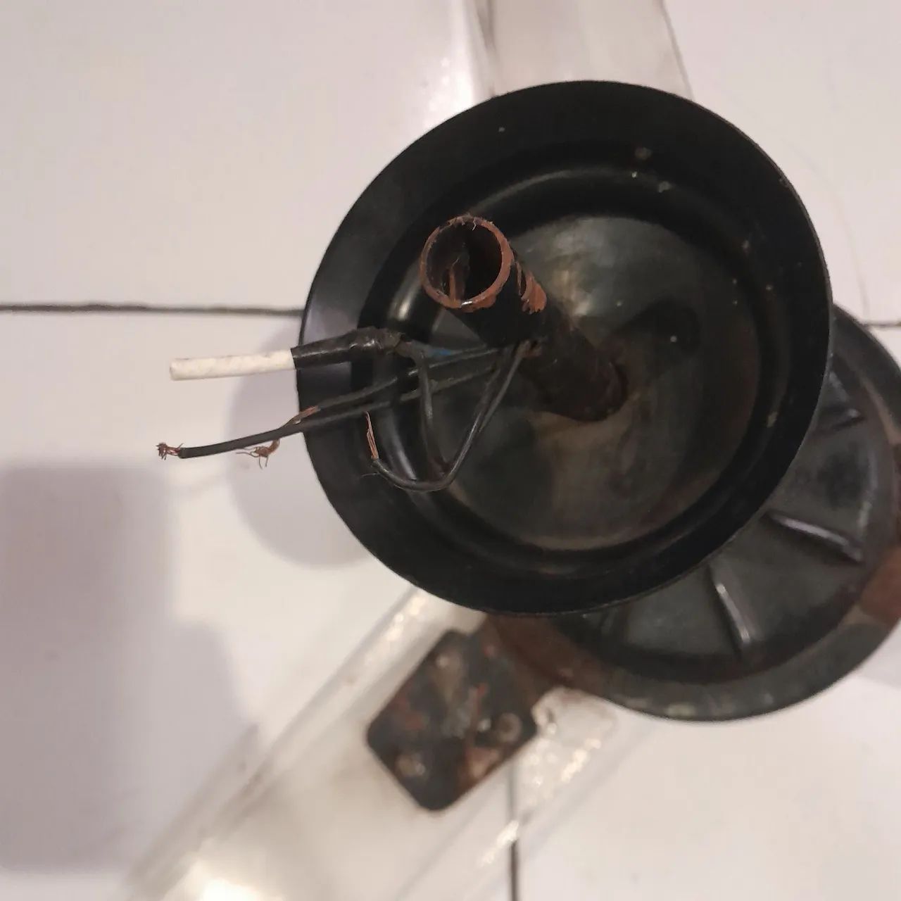 Ventilador de teto com detalhe