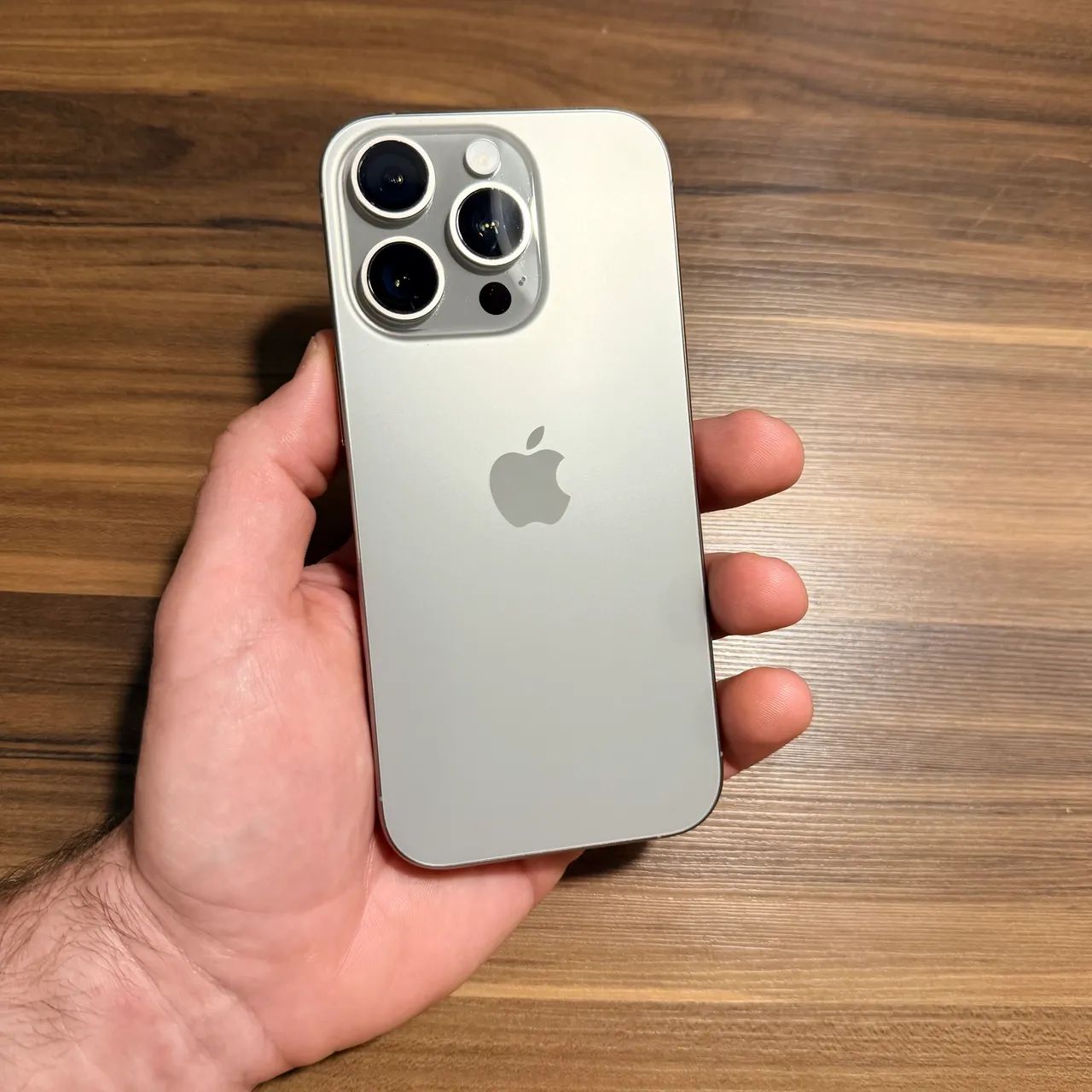 iPhone 16 Pro 1Tb - Titânio - Semi Novo - Foto 2