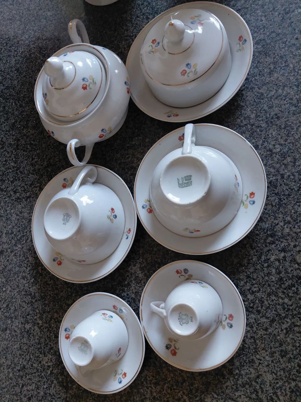 Conjunto de chá porcelana antigo  - Foto 3
