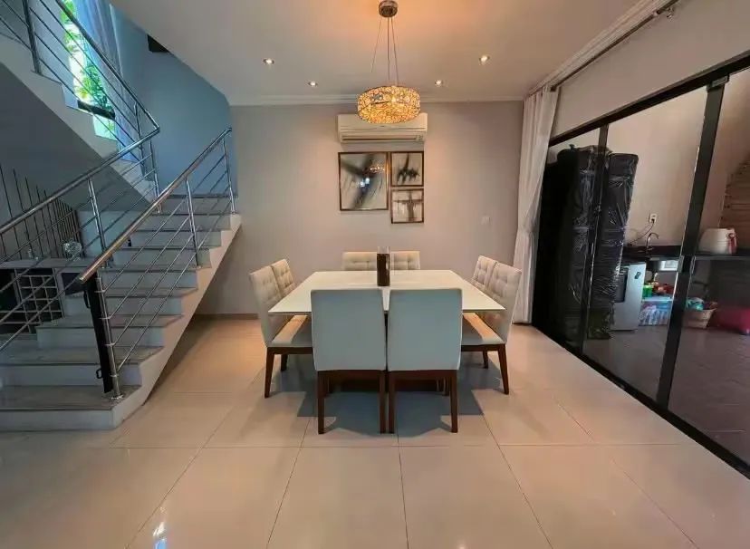 Residencial Tiradentes casa com 3 suítes com closet e varanda 