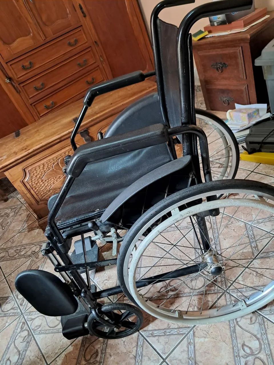 Cadeira de rodas - Foto 2