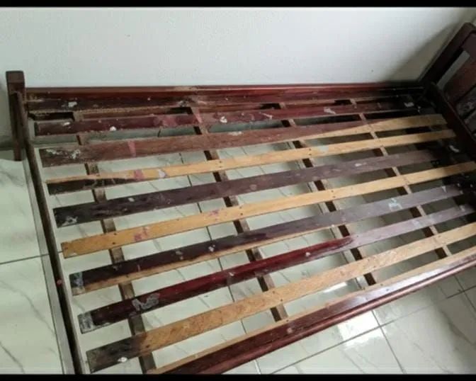 CAMA DE SOLTEIRO MADEIRA MACIÇA  - Foto 3