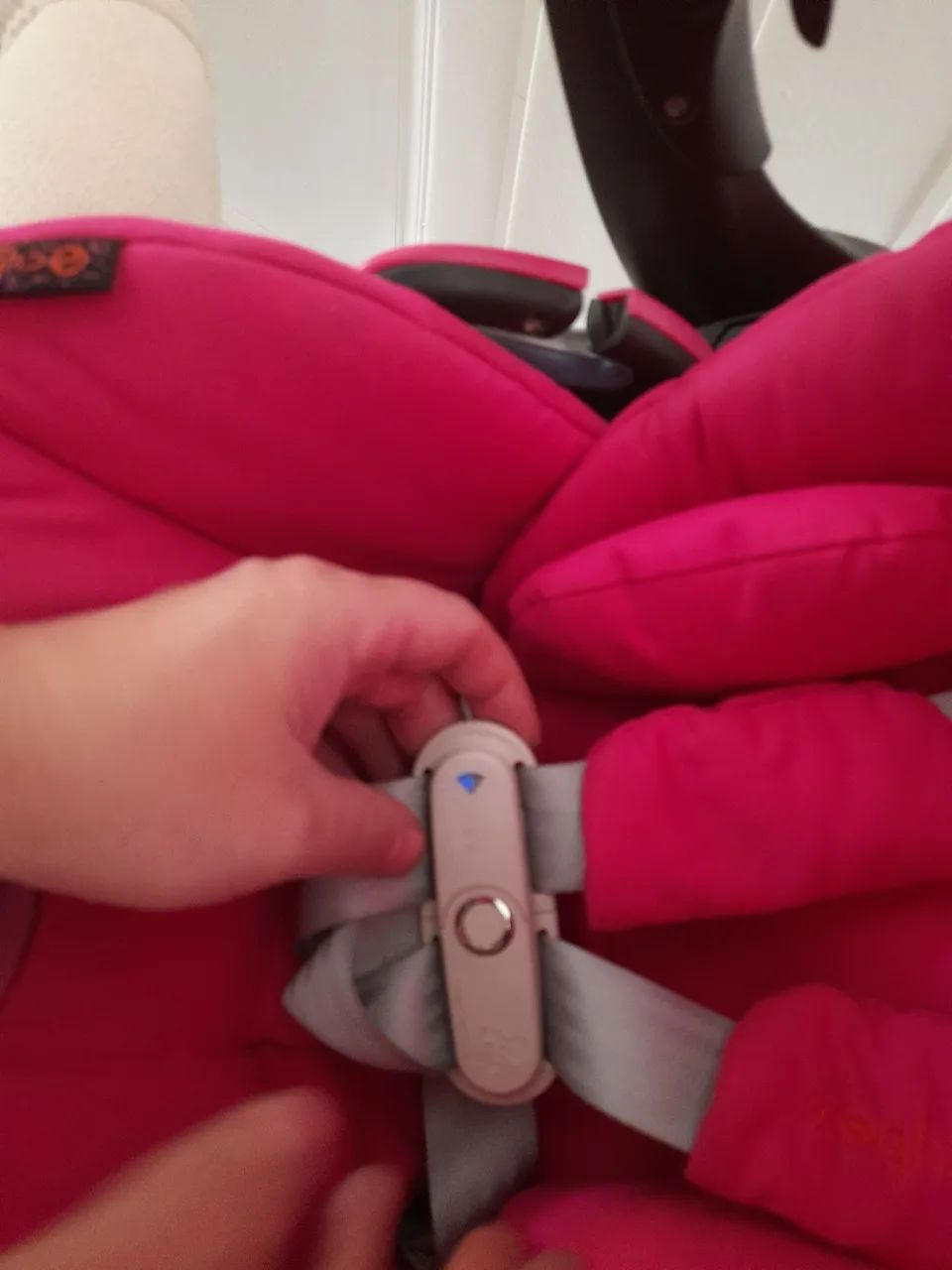 Bebê conforto cybex cloud Q com sensor safe side e base isofix  - Foto 5