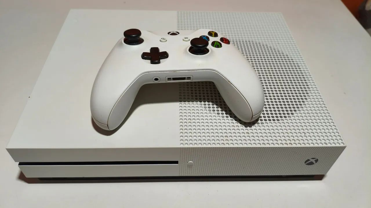 XBOX ONE S 1TB - Foto 3