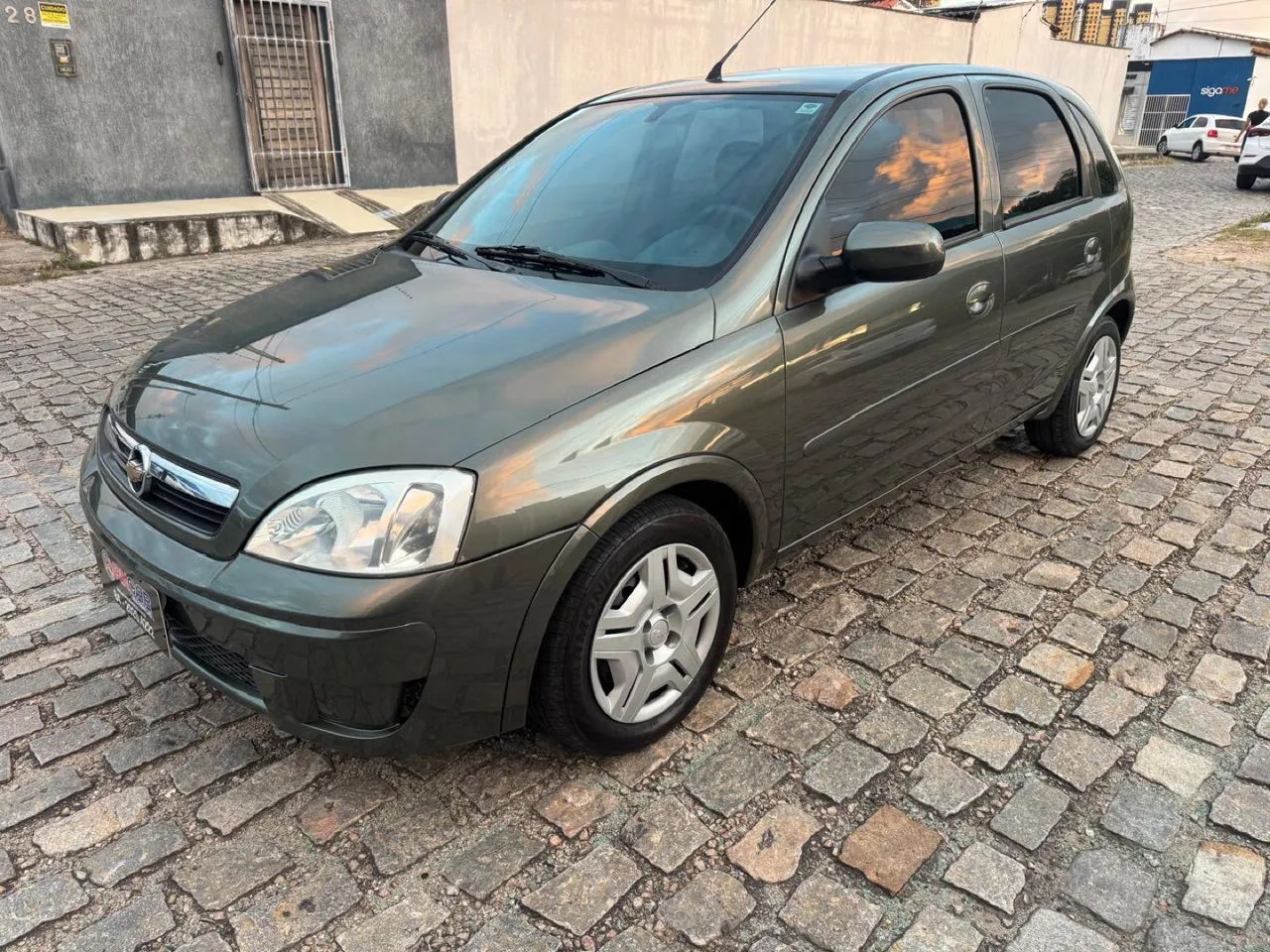 Chevrolet Corsa Corsa Hat. Premium 1.4 8V ECONOFLEX 5p 2010