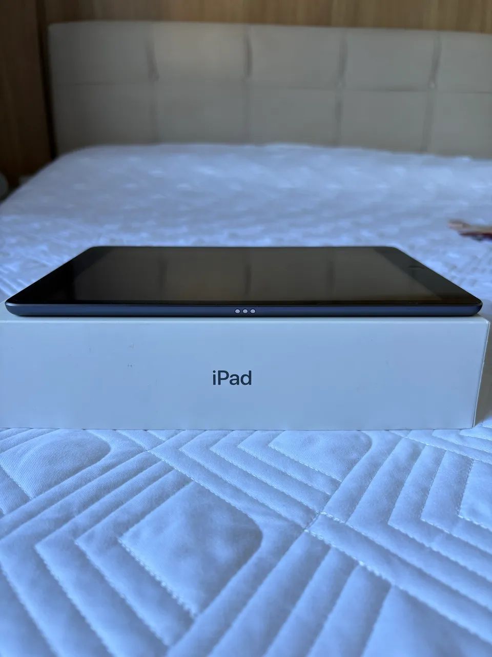 iPad 32Gb 7 Geração + Capa, Caixa, Manuais e NF - Foto 2