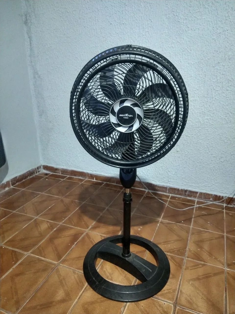 Ventilador Britânia Turbo de coluna