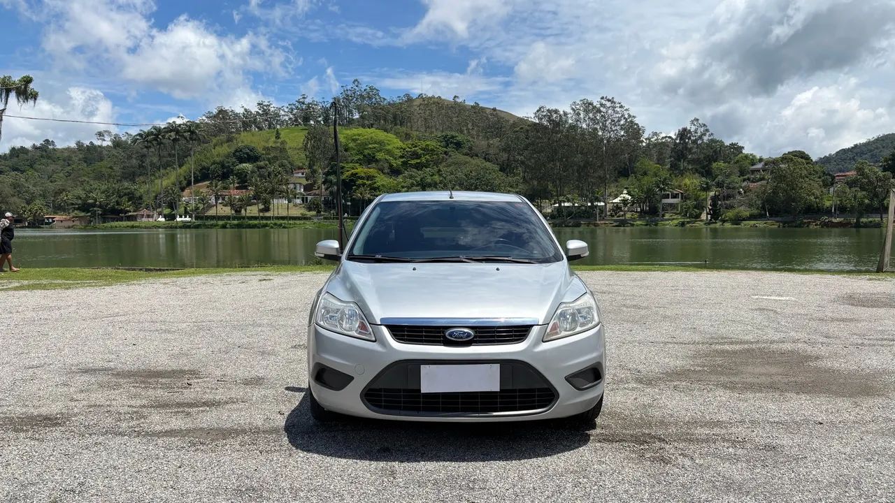 Ford Focus Focus Sedan 2.0 16V/2.0 16V Flex 4p Aut. 2009