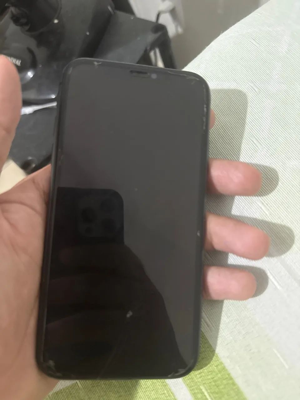 iPhone 11, 64 GB todo original  - Foto 5