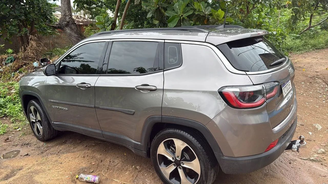 Jeep Compass Longitude 2.0 4X2 Flex 16V Aut. 2017 - Foto 4
