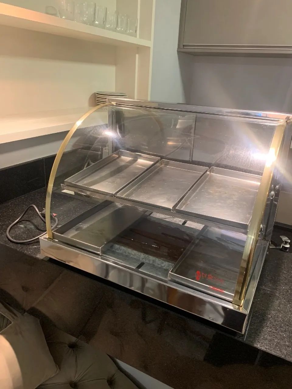 Estufa vitrine para salgados