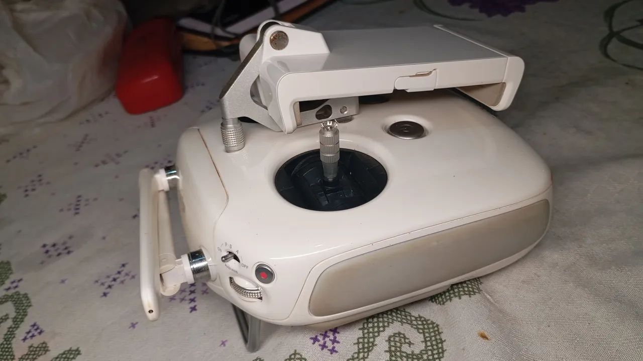 Controle Remoto DJI Phantom 4 / Phantom 3 Pro (Modelo GL300C) Original - Foto 3