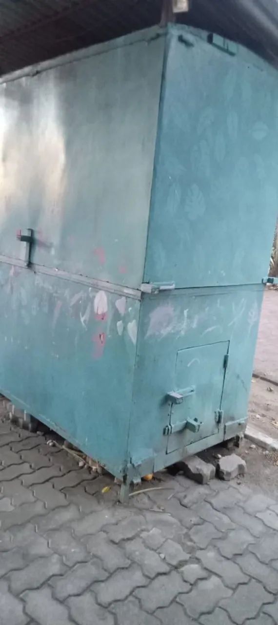 Vende-se trailer de 4X2m, em bom estado. - Foto 2