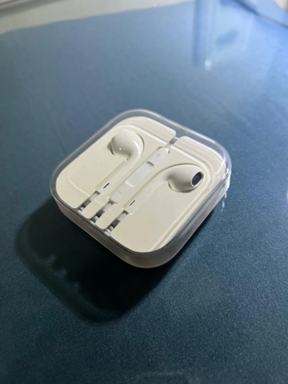 Fone de ouvido Apple EarPods Conector 3,5 mm (original e nunca usado) - Foto 2