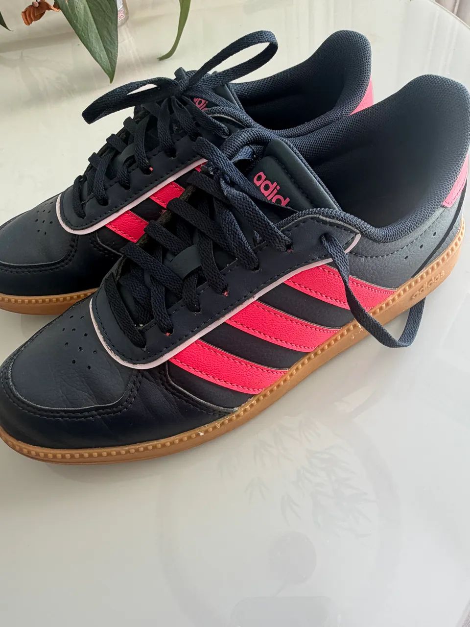 Tênis adidas /londres 