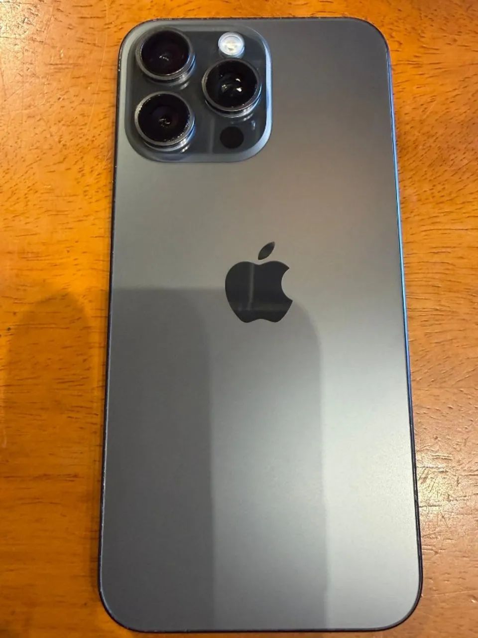 IPHONE 15 PRO MAX 256GB - SAÚDE BATERIA 87% - Celulares e