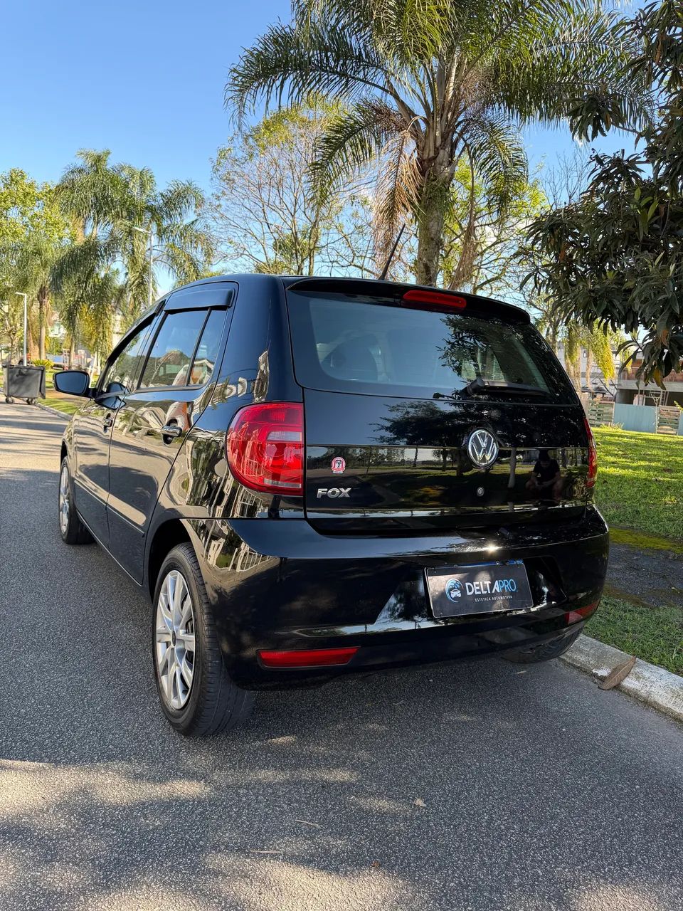 Volkswagen Fox 1.0 MI Total Flex 8V 5P 2012 - Foto 3