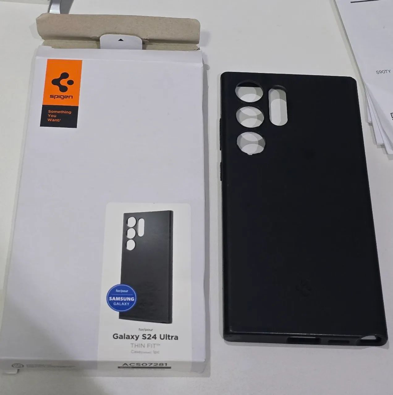 Capa Spigen Thin Fit Galaxy S24 Ultra