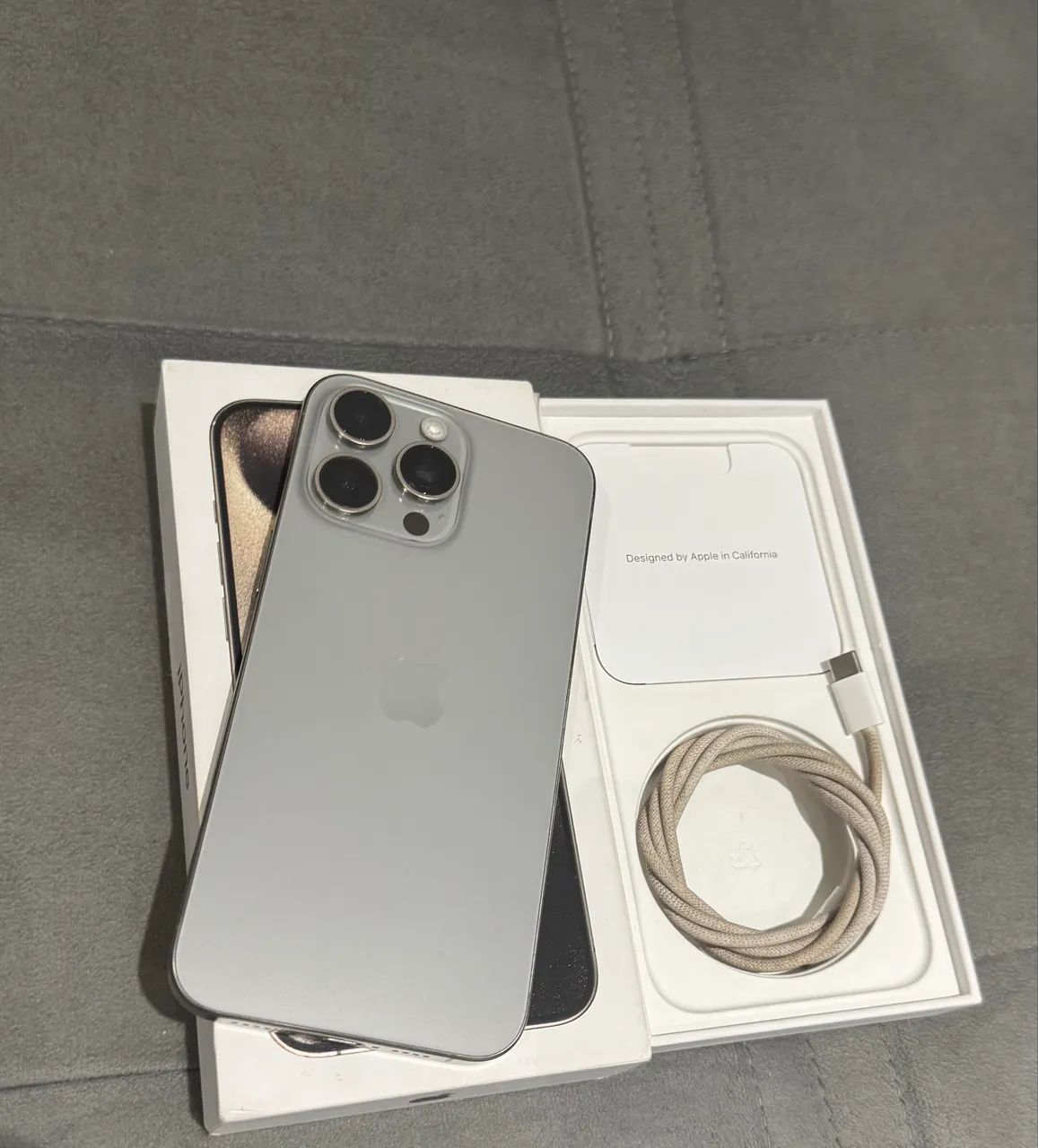 iPhone 15 Pro Max - 256GB - Foto 5