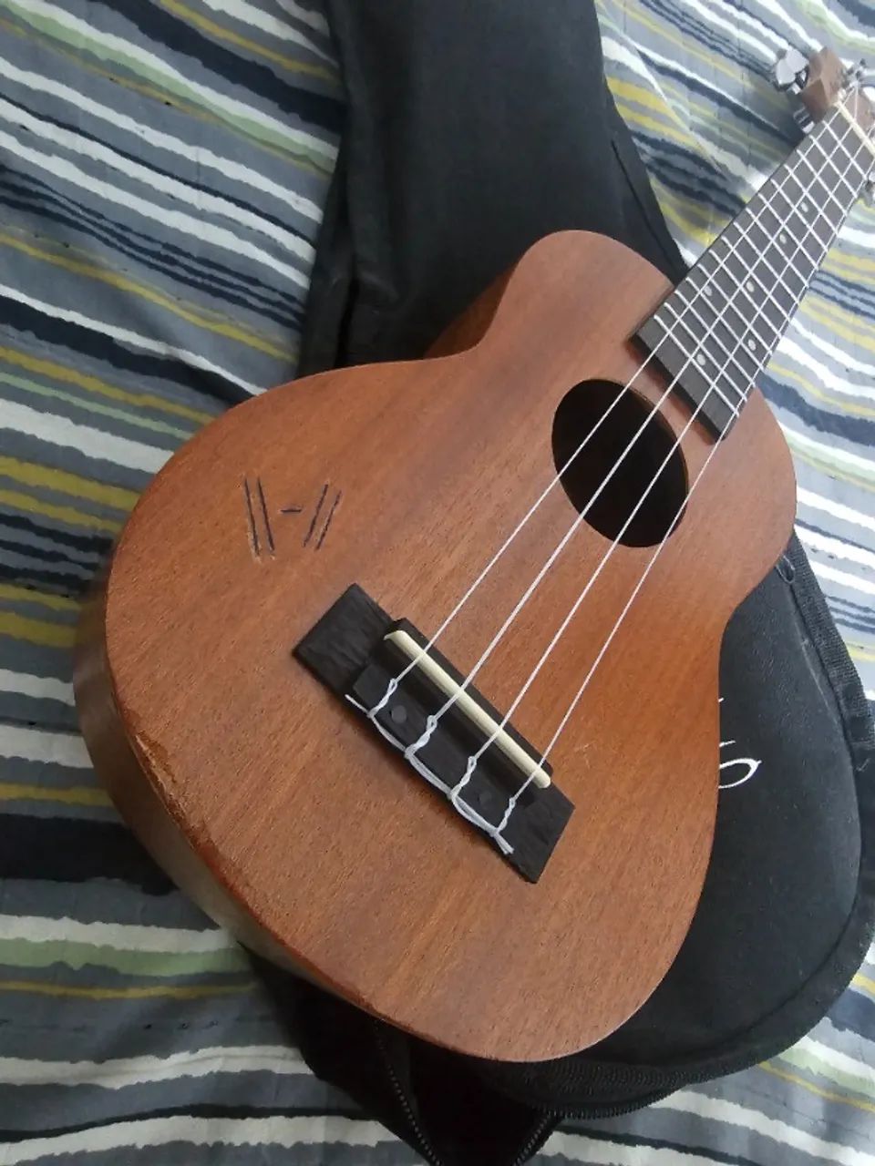 UKULELE - WINNER - Foto 2