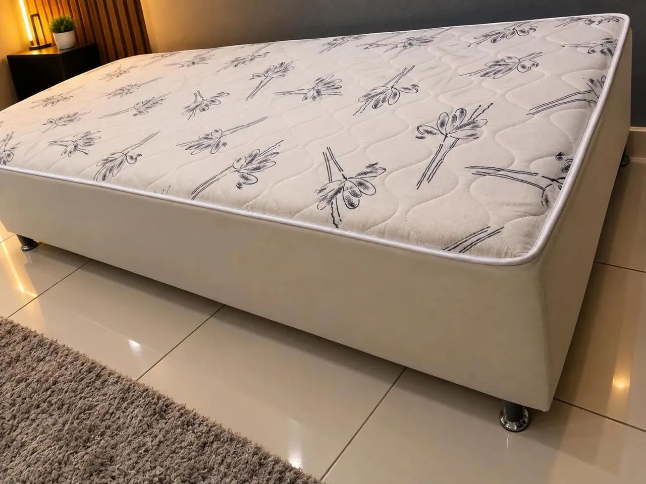 Cama auxiliar semi nova - Frete incluso  - Foto 3