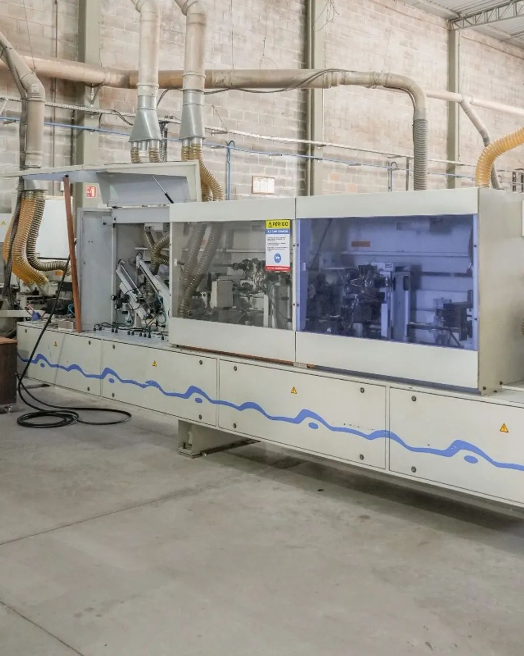 Maquina coladeira de borda HOMAG DKR370
