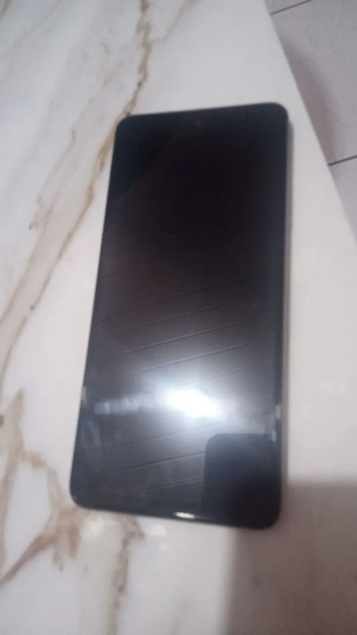 Vende se este celular cuida 