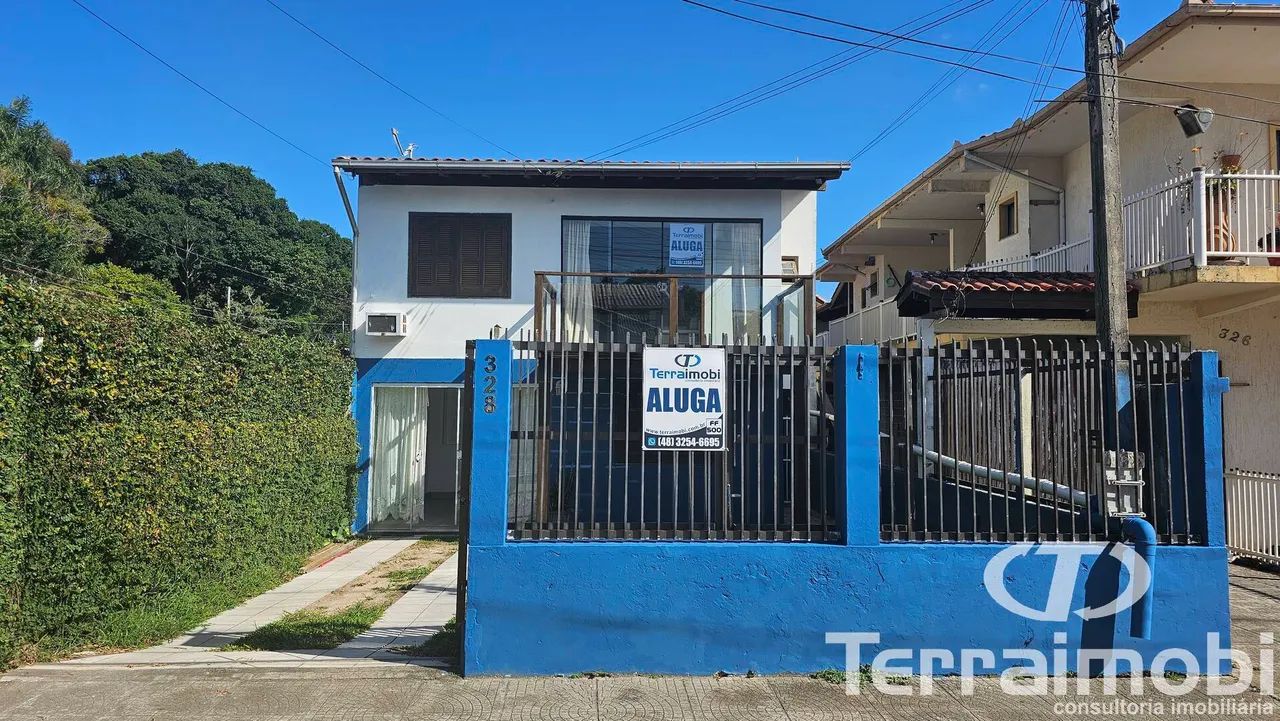 Casa Espaçosa a Uma Quadra da Praia! - Foto 2