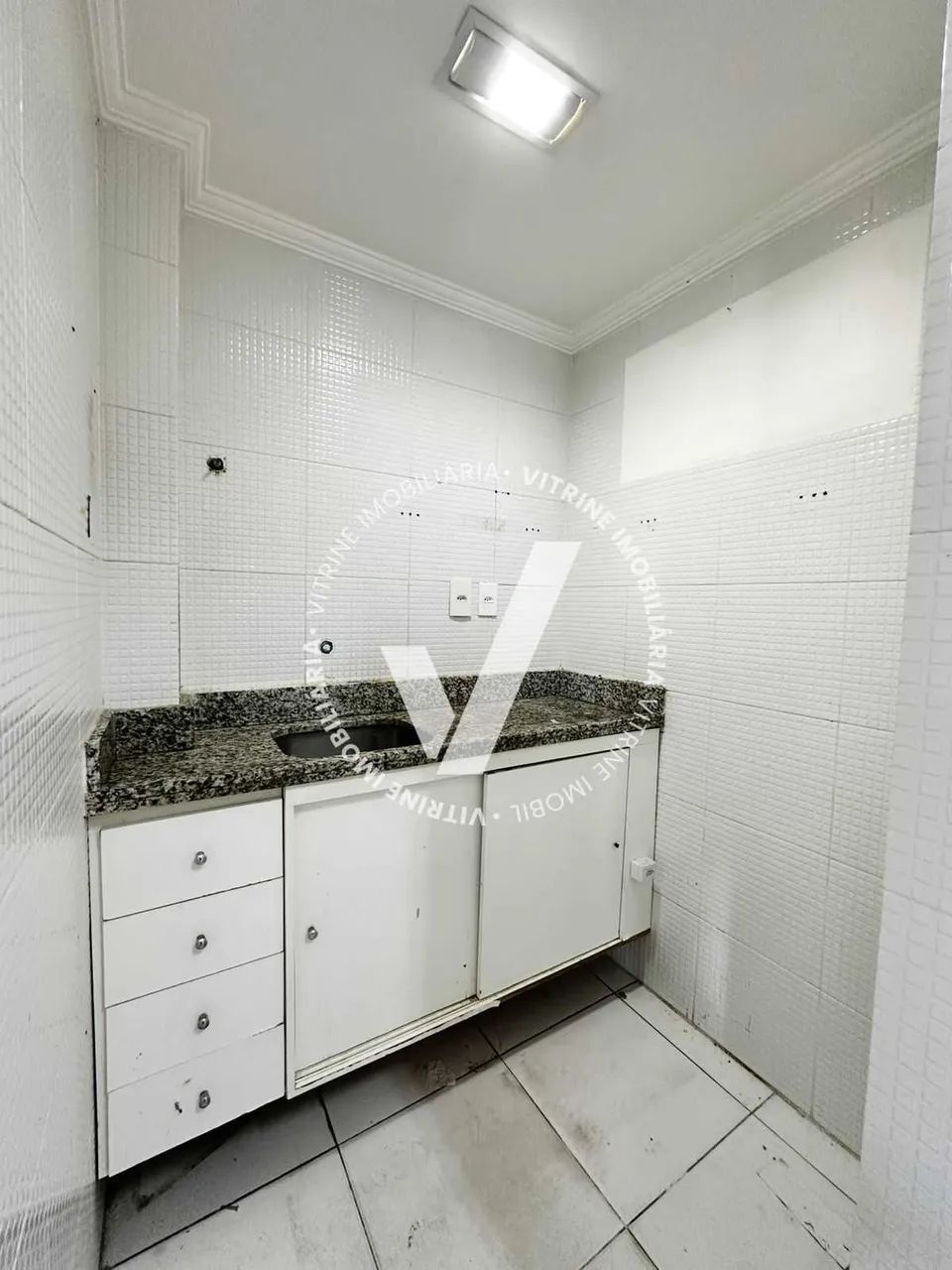 SALA COMERCIAL EDFIFICIO OVIEDO TEIXEIRA [984] - Foto 2