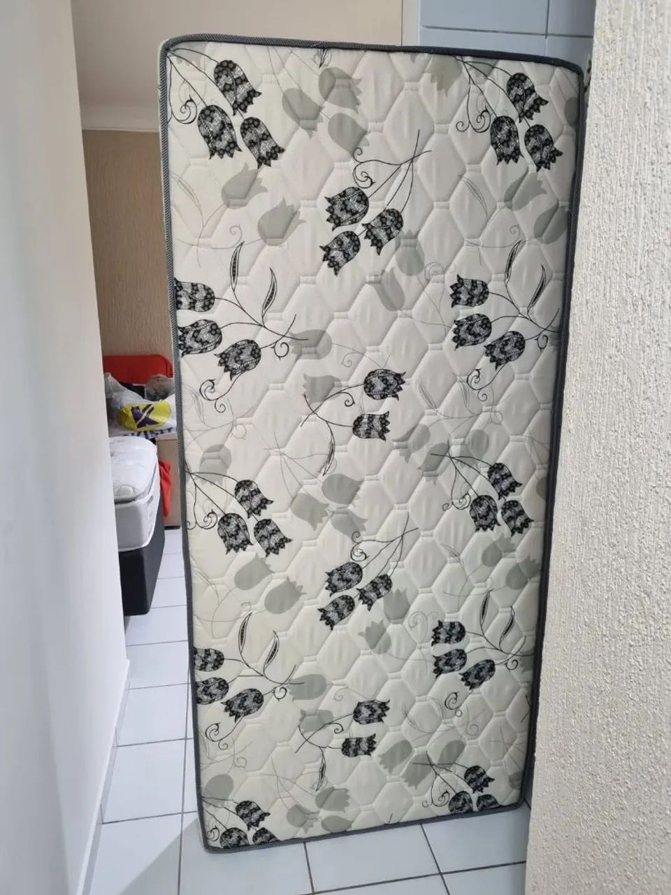 Colchão SOLTEIRÃO DIAMOND Super Conservado - Foto 5