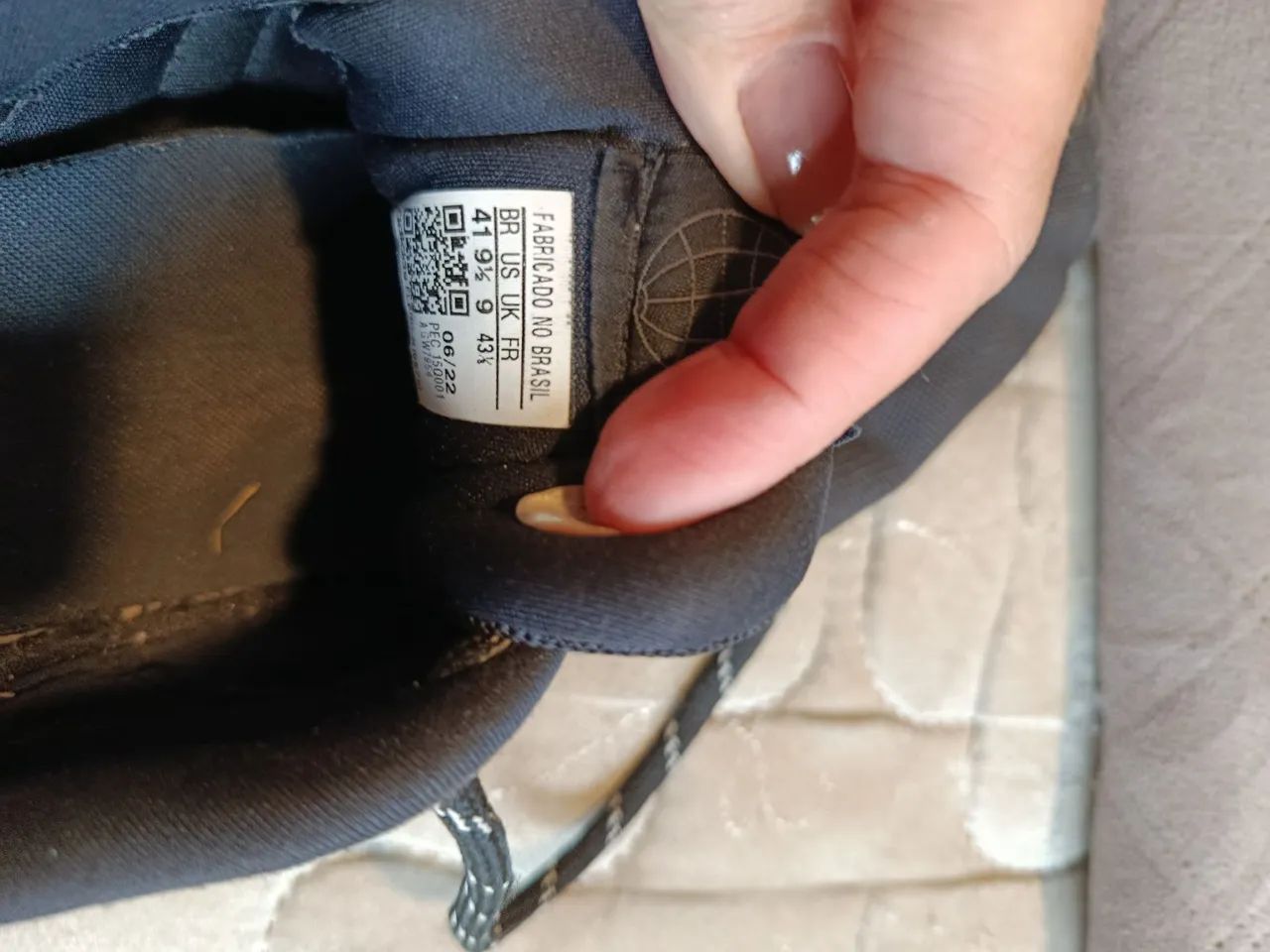 Tênis Adidas 41 - Foto 5